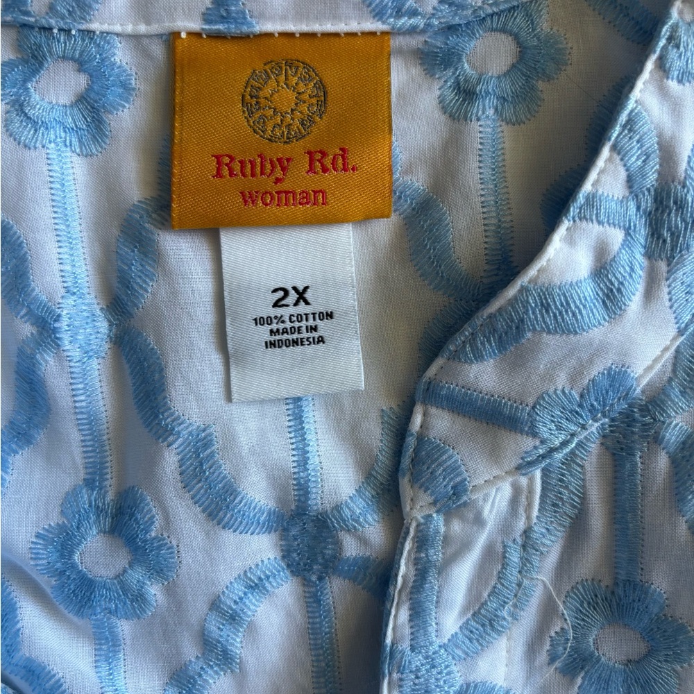 NWT Ruby Rd Plus Size 2X Blue White Embroidered V… - image 8